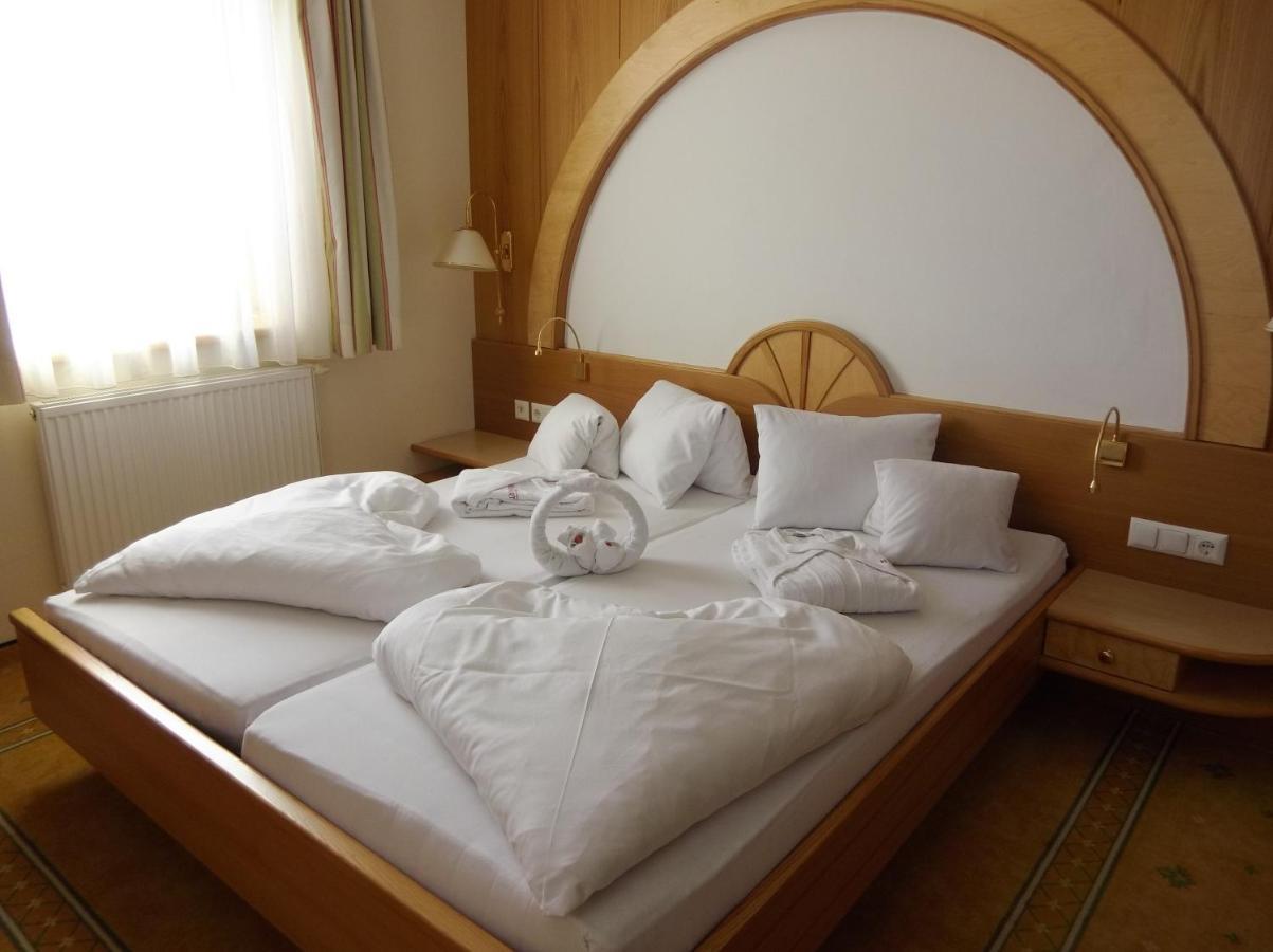 Hotel Neuwirt Ramsau am Dachstein Buitenkant foto