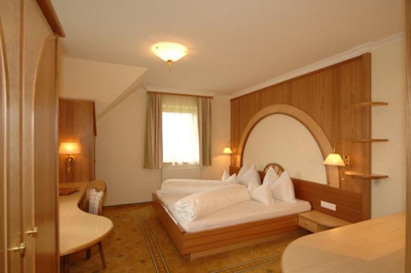 Hotel Neuwirt Ramsau am Dachstein Kamer foto