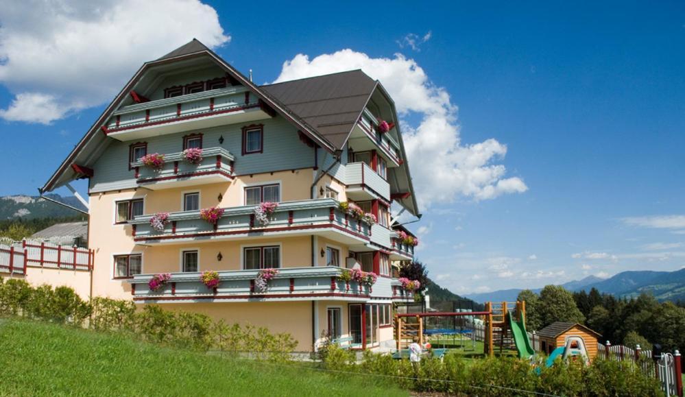 Hotel Neuwirt Ramsau am Dachstein Buitenkant foto